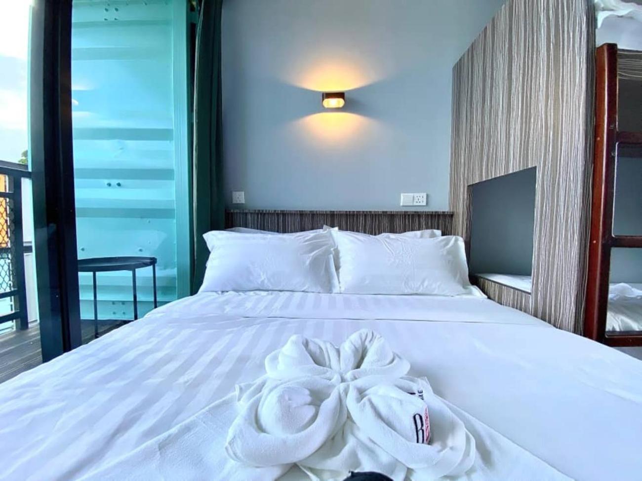 Boxinn The Kontena Home Semporna Εξωτερικό φωτογραφία