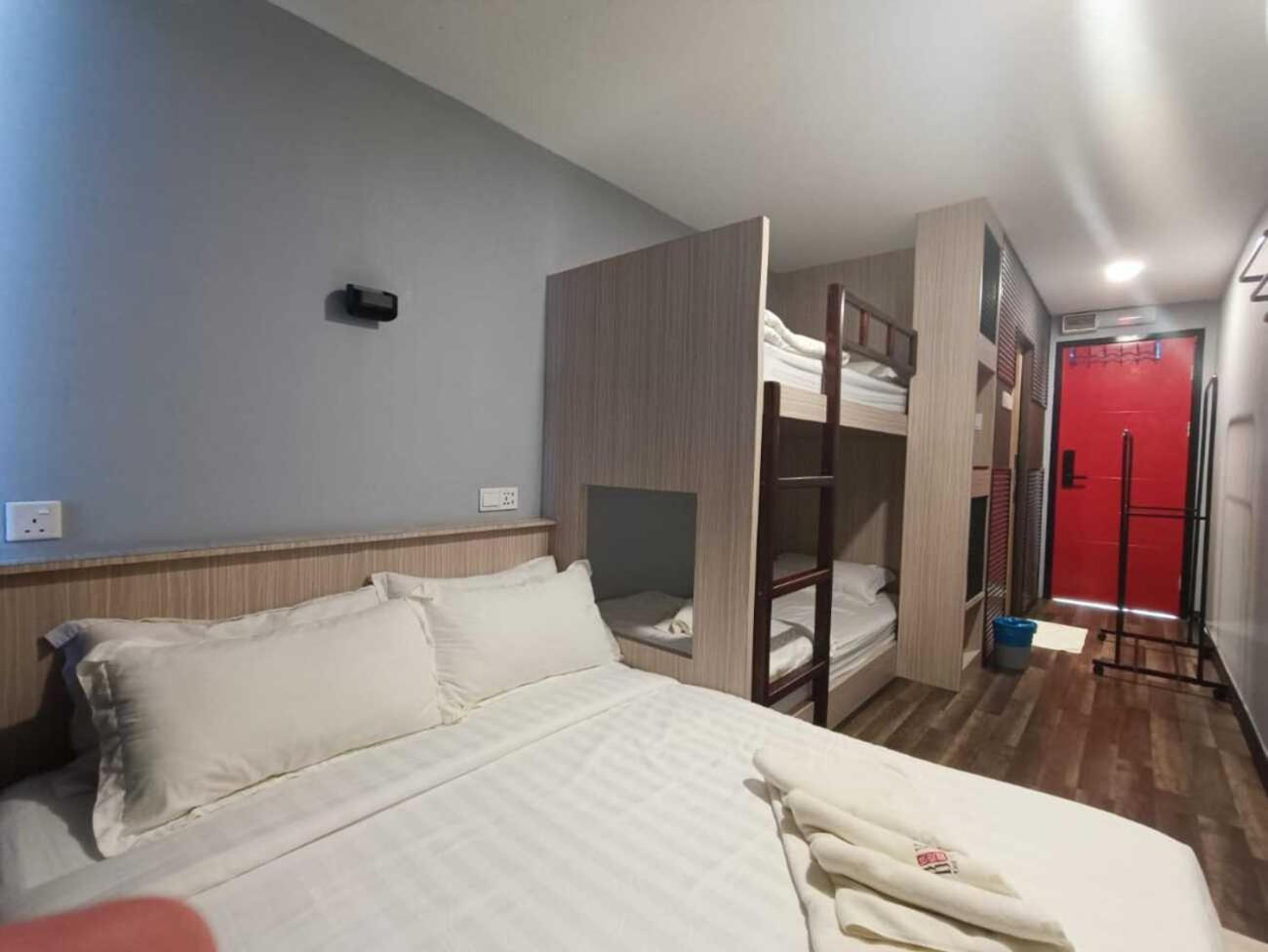 Boxinn The Kontena Home Semporna Εξωτερικό φωτογραφία